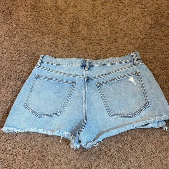 2 FOR $20 Gap Denim Cut-Off Cheeky Short High Rise Button Fly 100% Cotton 29 8 - Picture 3 of 10